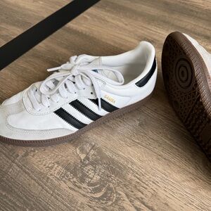 Adidas Samba size 7